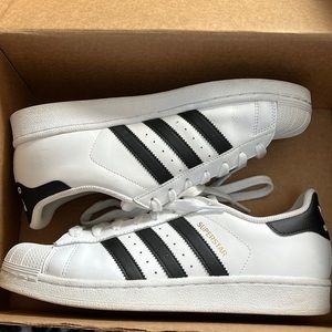 Adidas Superstar Size 9